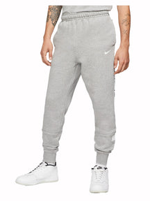 NIKE_JOGRS_DC0719 Copy of Nike | Mens Repeat Logo Joggers NIKE RAWDENIM